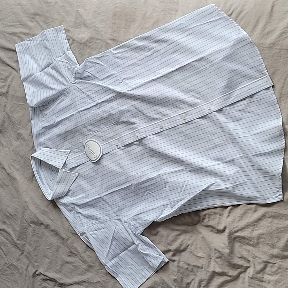 NEW!! Outline men's short-sleeved shirt